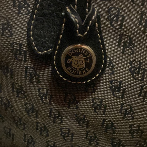 🖤used Dooney and Brourke🖤 - Picture 2 of 7